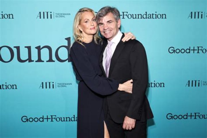 Ali Wentworth Net Worth, Wikipedia, Age Biography Husband, Children, Instagram, Family Facts