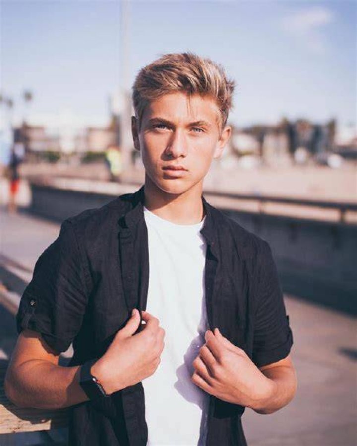 Alma Kuc Wikipedia, Biography, Age, Height, Instagram, Boyfriend