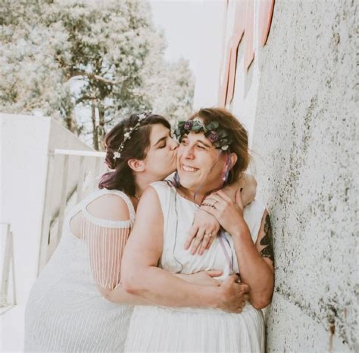 Amy Schneider Wife/Husband: Who Is Amy Schneider’s Girlfriend Genevieve Davis?