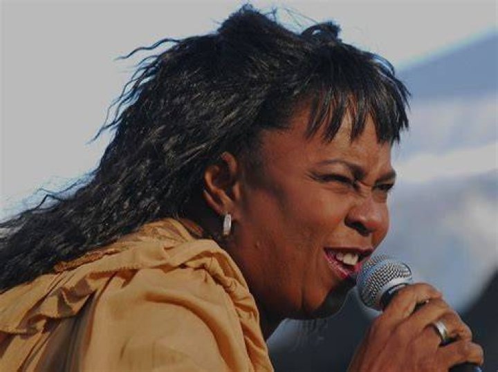 Betty Wright Biography, Death, Age, Aisha McCray, Height, and Net Worth
