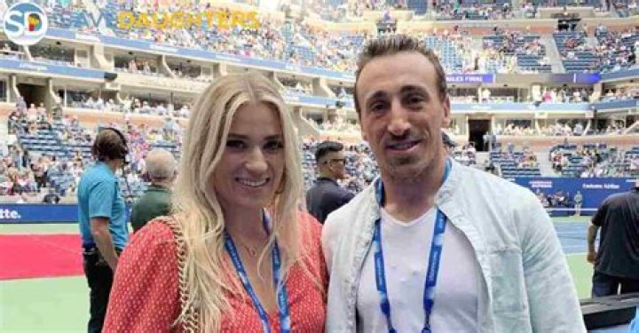 Brad Marchand Age, Wiki, Biography, Salary, Net worth, Children, Wife, Parents