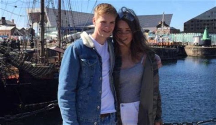 Caoimhin Kelleher Girlfriend Age & Parents Ethnicity: Where Is He From?