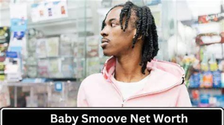Chris Smoove: Girlfriend, net worth, tattoos, smoking & body facts