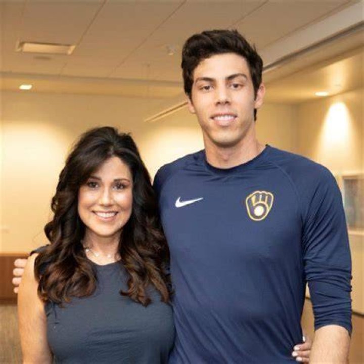 Christian Yelich Biography, Age, Weight, Family, Girlfriend, High School, College, Brewers, Jersey, Home Runs, Stats, Salary, Net Worth, Body Measurements & FAQs