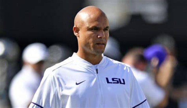 Dave Aranda Salary, Teams Coached, Family, Wiki, Parents, Record, Buyout