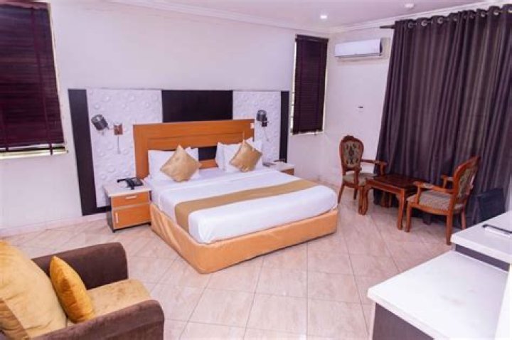 De Meros Hotel Annex, Ikeja