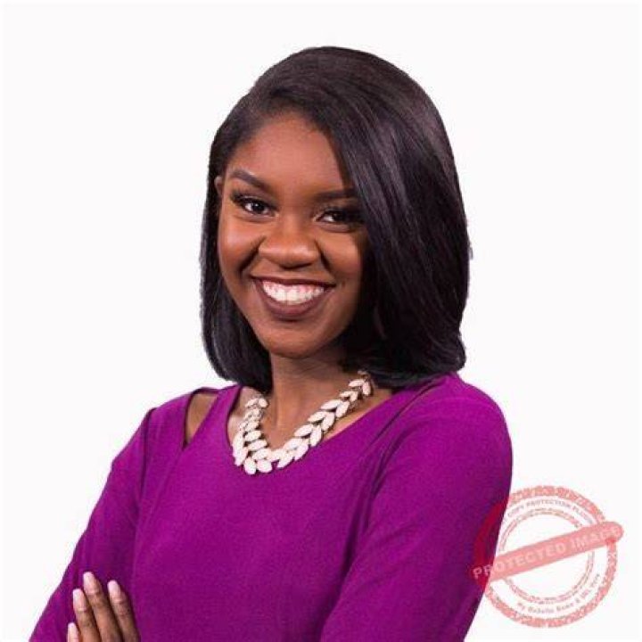 Deanne Roberts Biography, Age, Wiki, Height, Family, Husband, Salary, Net Worth and Wfla