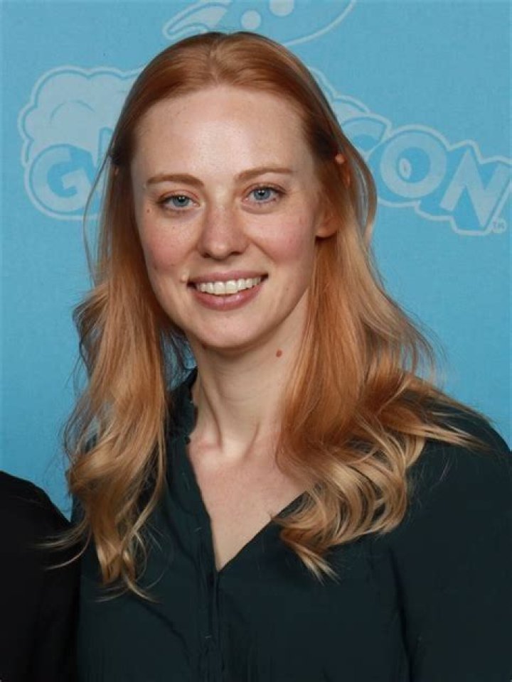 Deborah Ann Woll: Husband, net worth, tattoos, smoking & body measurements
