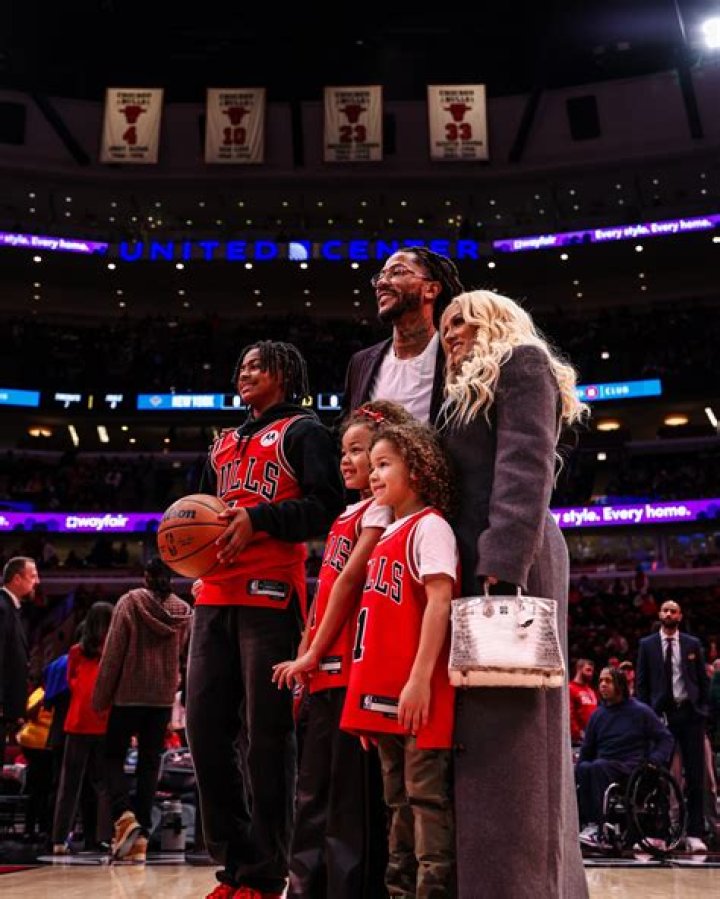 Derrick Rose Kids: How Old Are Derrick Jr, London & Layla? Their Age & Instagram