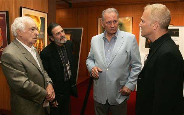 Don Novello Bio, Wiki, Age, Height, Weight, Family, Wife, Career, Books, Movies and Net Profit.