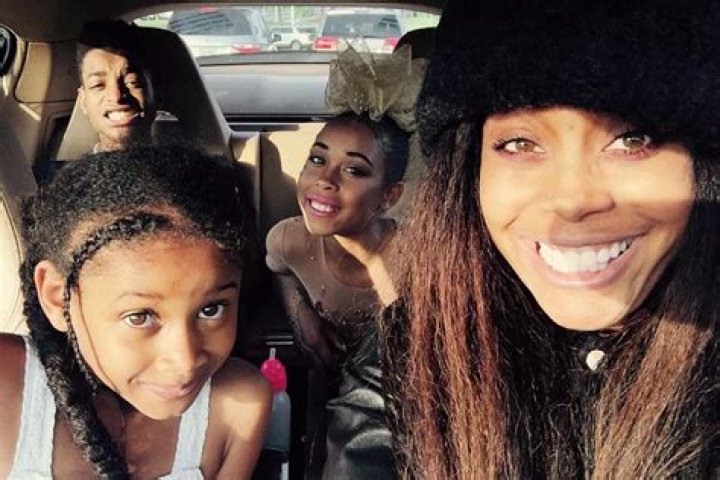 Erykah Badu Daughter Age And Family Background