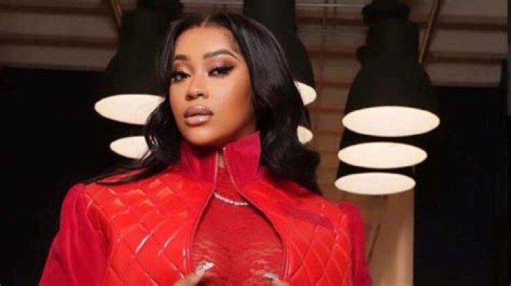 Florence Dure Net Worth: How Rich Is The Rapper?