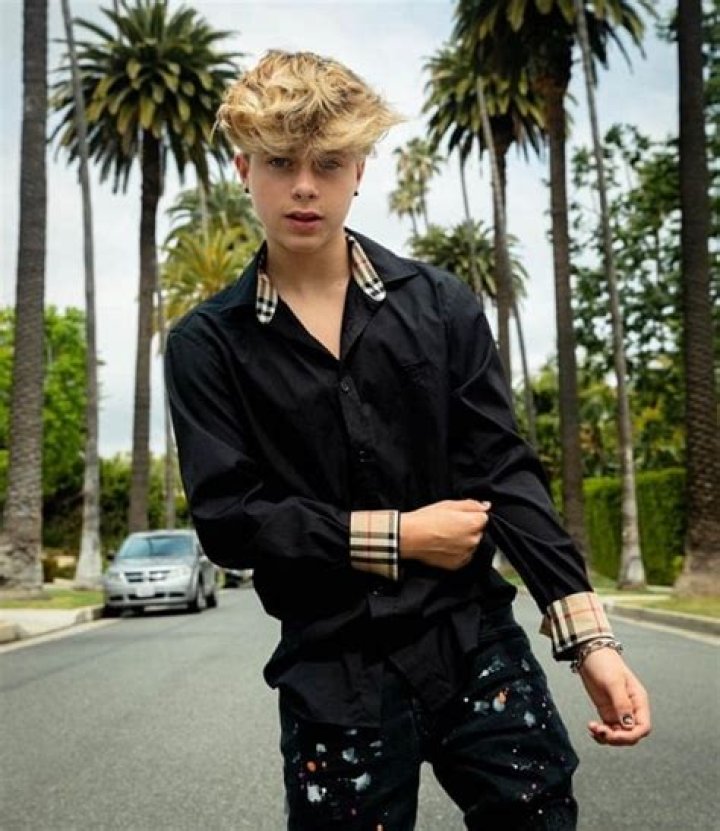 Gavin Magnus Biography: Age, Net Worth, Birthday, Phone Number, TikTok, Twitter, Pictures, Instagram, Songs, Girlfriend, Height