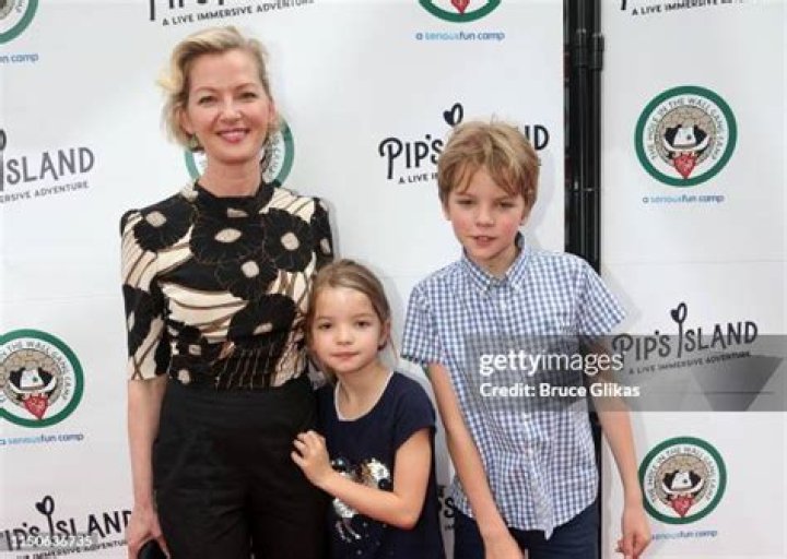 Gretchen Mol Children: Meet Winter Morgan Williams, Ptolemy John Williams