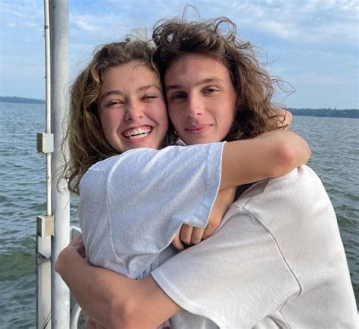 Haley Sharp (yodelinghaley) Age, Wiki, Net worth, Bio, Height, Boyfriend