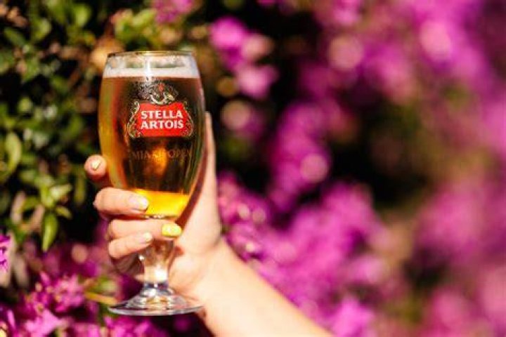 How to open stella artois