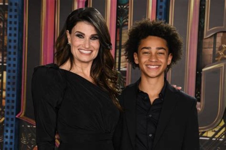 Idina Menzel Son: Meet Walker Nathaniel Diggs