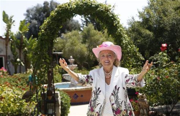 James Cameron Gilroy: Who was Patricia Bragg’s husband?