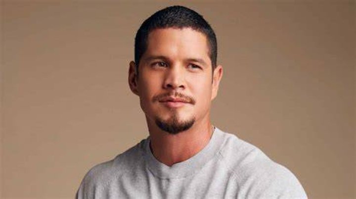 Jd Pardo Bio, Wiki, Age, Height, Family, Wife, Movies, Tv shows, Salary and Net Worth.