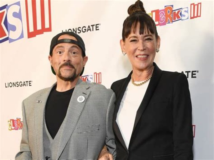 Jennifer Schwalbach Smith, Kevin Smith Wife – Bio, Kids, Family, Facts