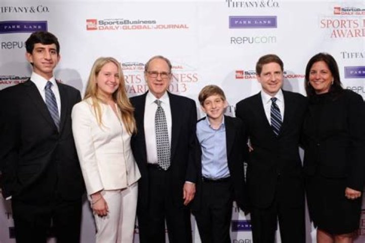 Jerry Reinsdorf Children: Meet Michael Andrew Reinsdorf, David Reinsdorf, Susan Janeen Reinsdorf, And Jonathan Milton Reinsdorf