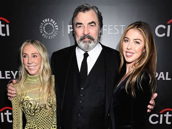 Jillie Mack – Age, Net Worth & All About Tom Selleck’s Wife