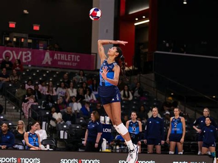 Jordan Thompson Volleyball Net Worth & Salary: How Rich Is She?
