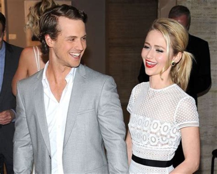 Josh Blaylock Relationship with Johanna Braddy, married, wife, divorce, bio