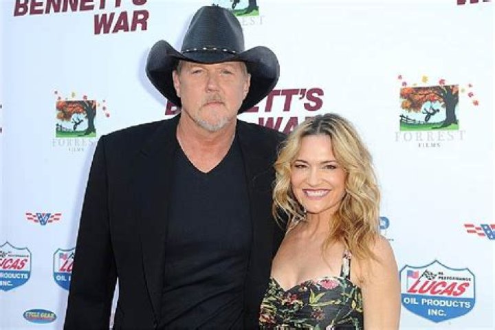 Julie Lauren Curtis (Trace Adkins Ex-Wife) Wikipedia, Biography, Age, Height, Weight, Husband, Net Worth