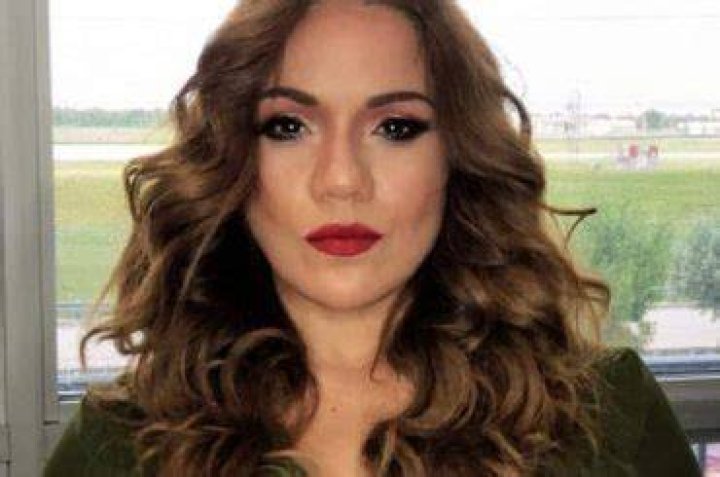 Karen Velez (Model) – Lee Majors’ Ex-Wife