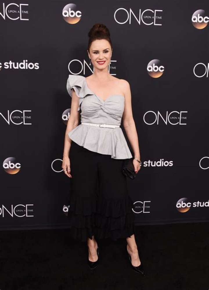 Keegan Connor Tracy Bio, Wiki, Age, Height, Family, Husband, Movies and Net Worth.