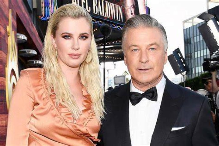 Kim Basinger Alec Baldwin, Kids, Boyfriend, Career & Net Worth