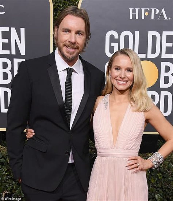 Kristen Bell Facts, Bio, Net Worth, Affair, Husband, Married, Age, Wiki, Height, Dax Shepard, Famous for, Show, Pregnant, Children, Movies, Awards