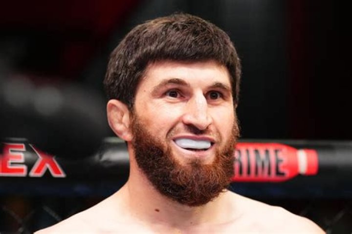 Magomed Ankalaev Height, Weight, Net Worth, Age, Birthday, Wikipedia, Who, Nationality, Biography