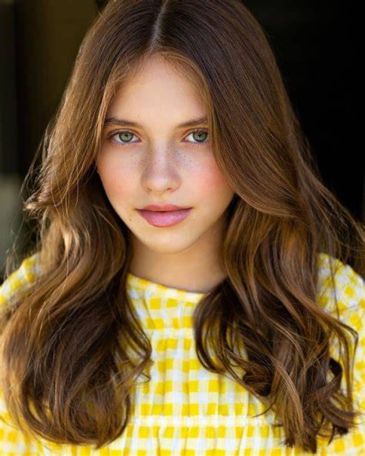 Maisie de Krassel Bio, Wiki, Age, Height, Family, TikTok, Movies and Net worth