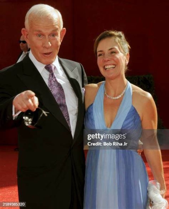 Marcy Carriker: Who was Tom Smothers’ wife?