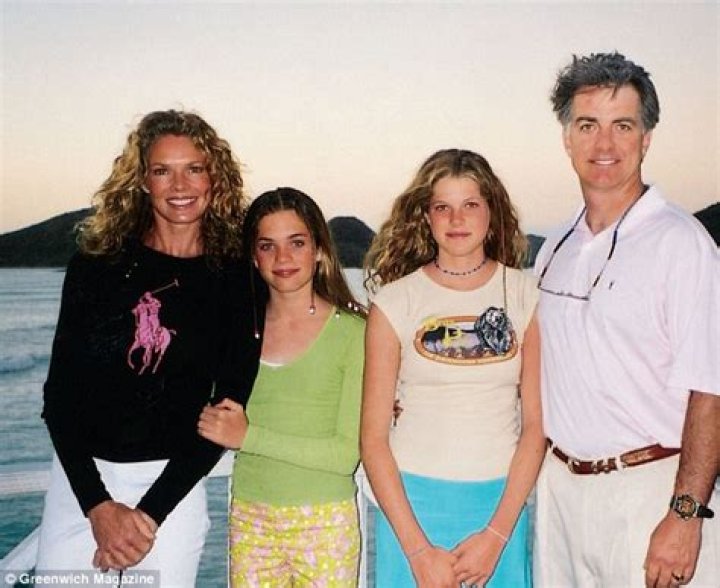 Mary Grace Hicks (Hope Hicks Sister) Wiki, Biography, Age, Height, Weight, Husband, Net Worth, Family