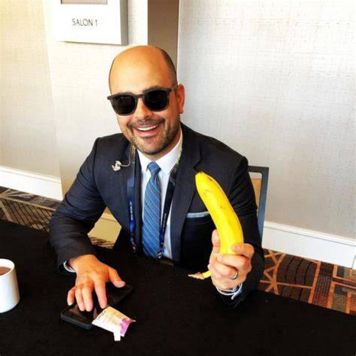 Mike Garafolo Age, Wiki, Biography, Body Measurement, Parents, Family, Salary, Net worth