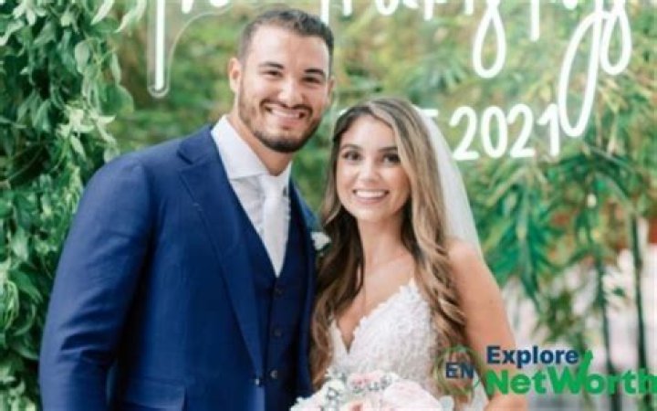 Mitchell Trubisky Net Worth, Wiki, Biography, Age, Wife, Parents, Photos and More