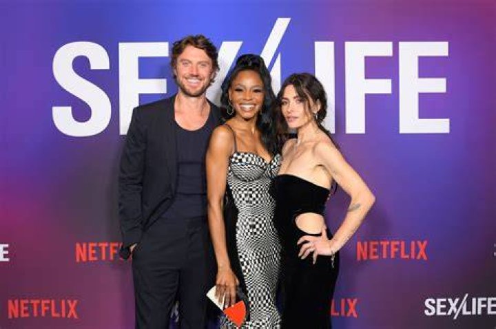 Netflix: Margaret Odette Age – How Old Is The Sex/Life Actress?