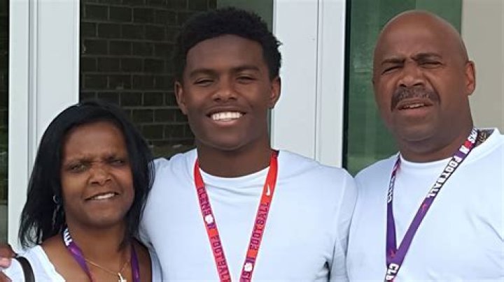 NFL Draft: Meet Jahan Dotson Parents Robin and Al Dotson- Explore His Net Worth