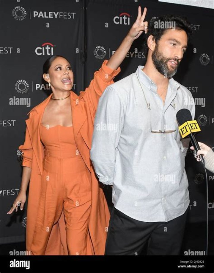 Noah Mills Age , Wikipedia , Biography Net Worth, Dating, Girlfriend, Gay, Parents
