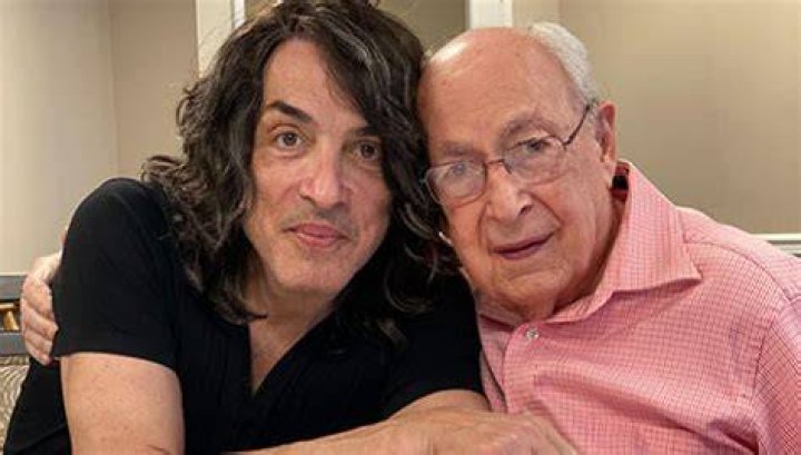 Paul Stanely’s Father William Eisen Has Passed Away At The Age of 101: Everything To Know