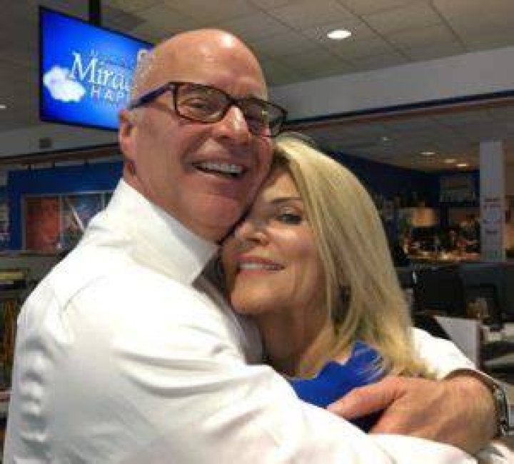 Russell Rhodes Bio, Wiki, Age, Married, Husband, Wife, Salary, Net Worth and Fox News
