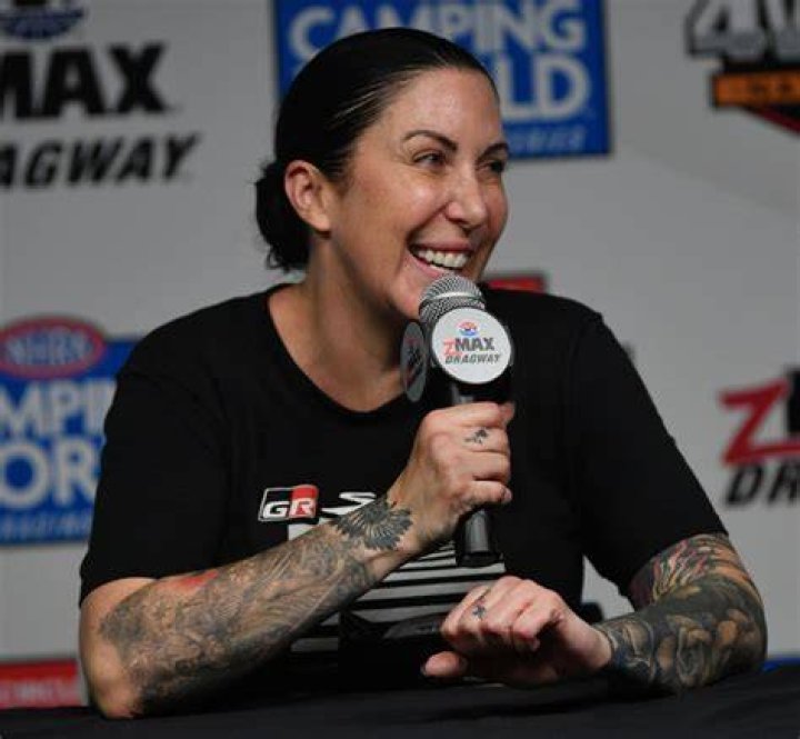 Sofía Castro: dating, net worth, tattoos, smoking & body measurements