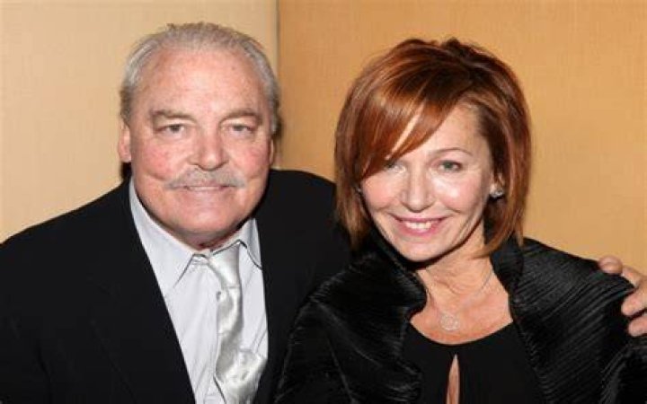 Stacy Keach Bio, Wiki, Age, Height, Wife, Prison, Movies, American Greed, Net Worth