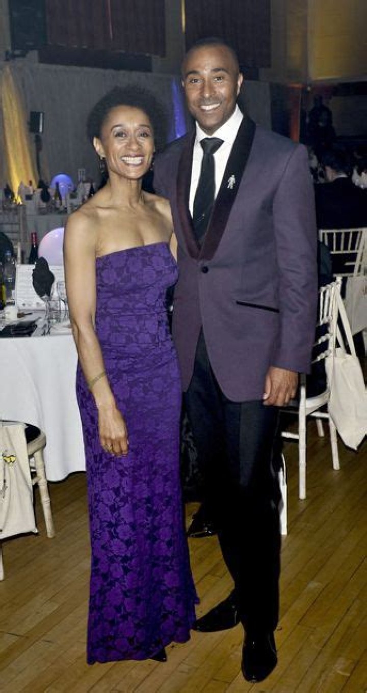 Suzanne Packer: Dancing On Ice Colin Jackson Sister Is An Actress