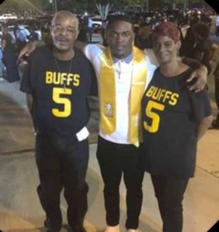 Texas A&M RB: Who Are Devon Achane Parents? Meet Him On Instagram