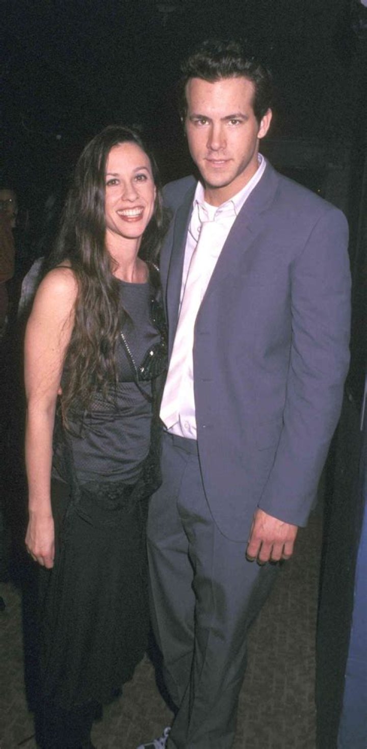 Was Ryan Reynolds married to Alanis Morissette? How long were Ryan Reynolds and Alanis Morissette together?