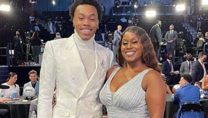 What nationality is Scottie Barnes? Who is Scottie Barnes parents?